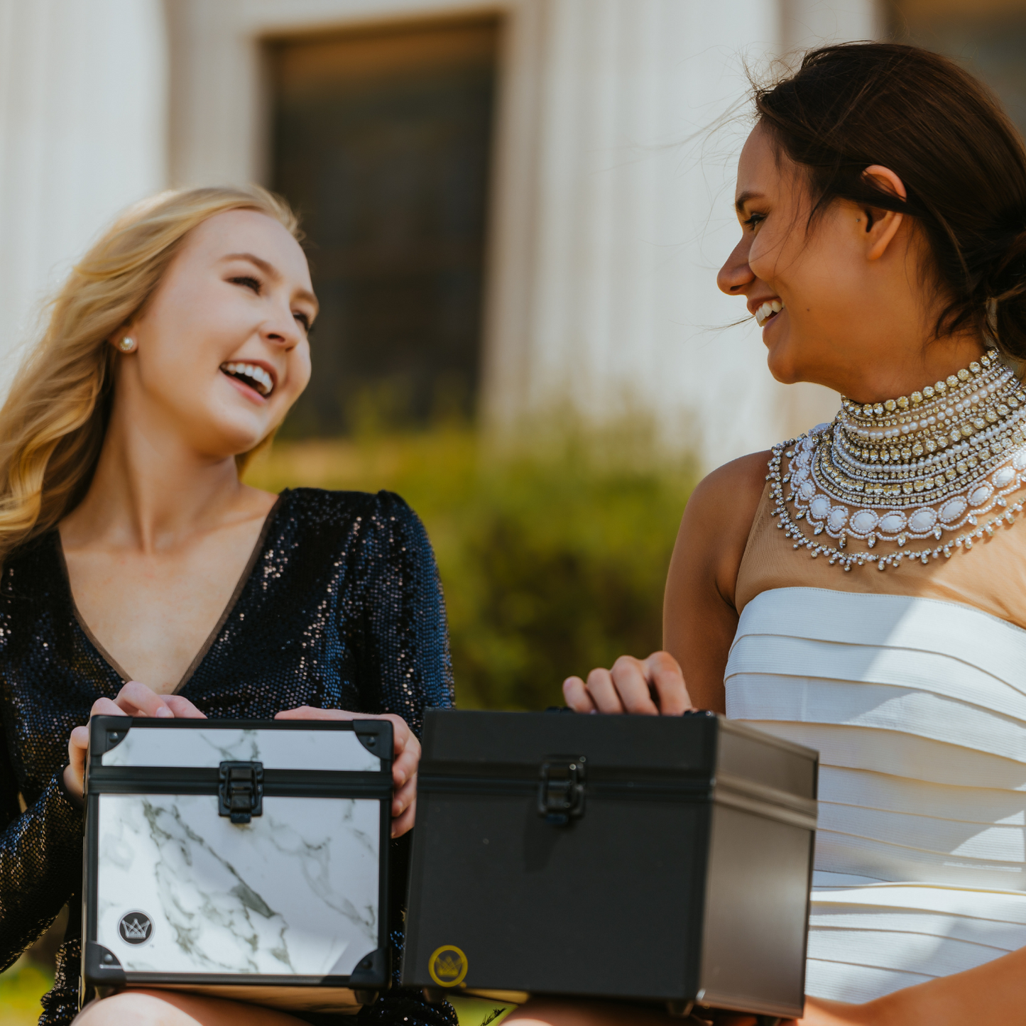 The Ultimate Crown Box, Marble/Black